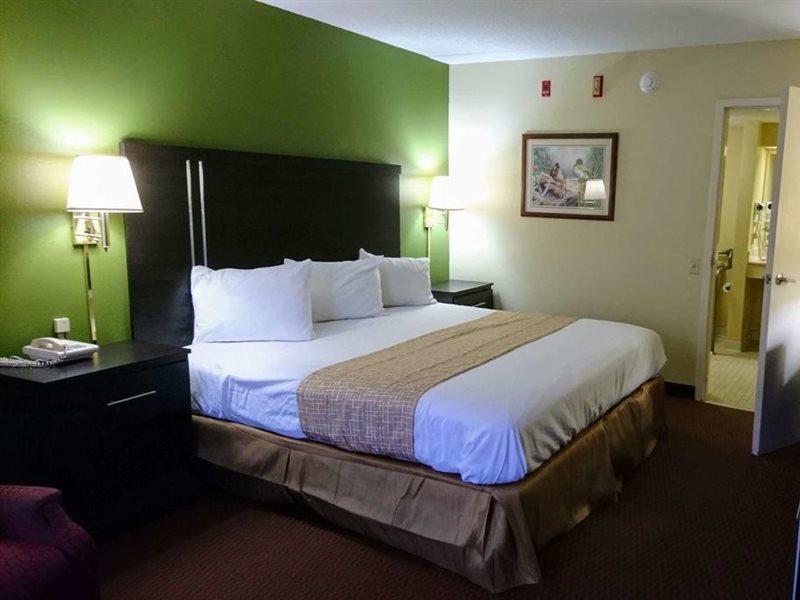 Hotel Travelodge By Wyndham East