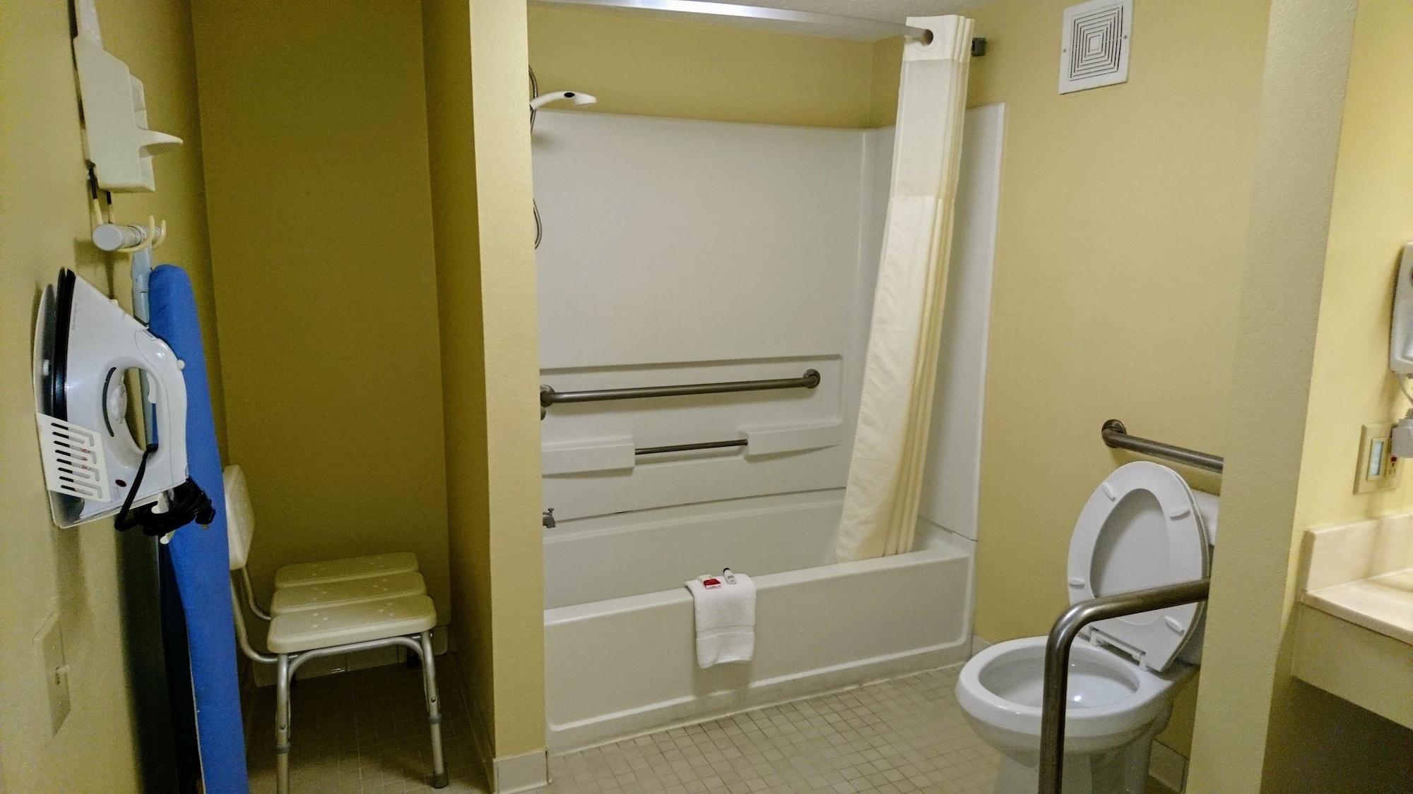 Travelodge By Wyndham East Knoxville
