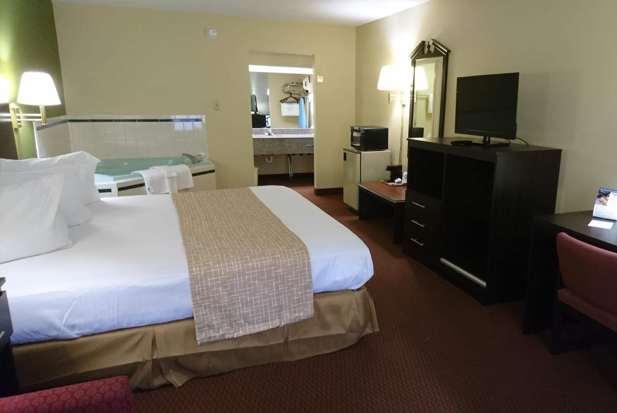 Hotel Travelodge By Wyndham East 2*