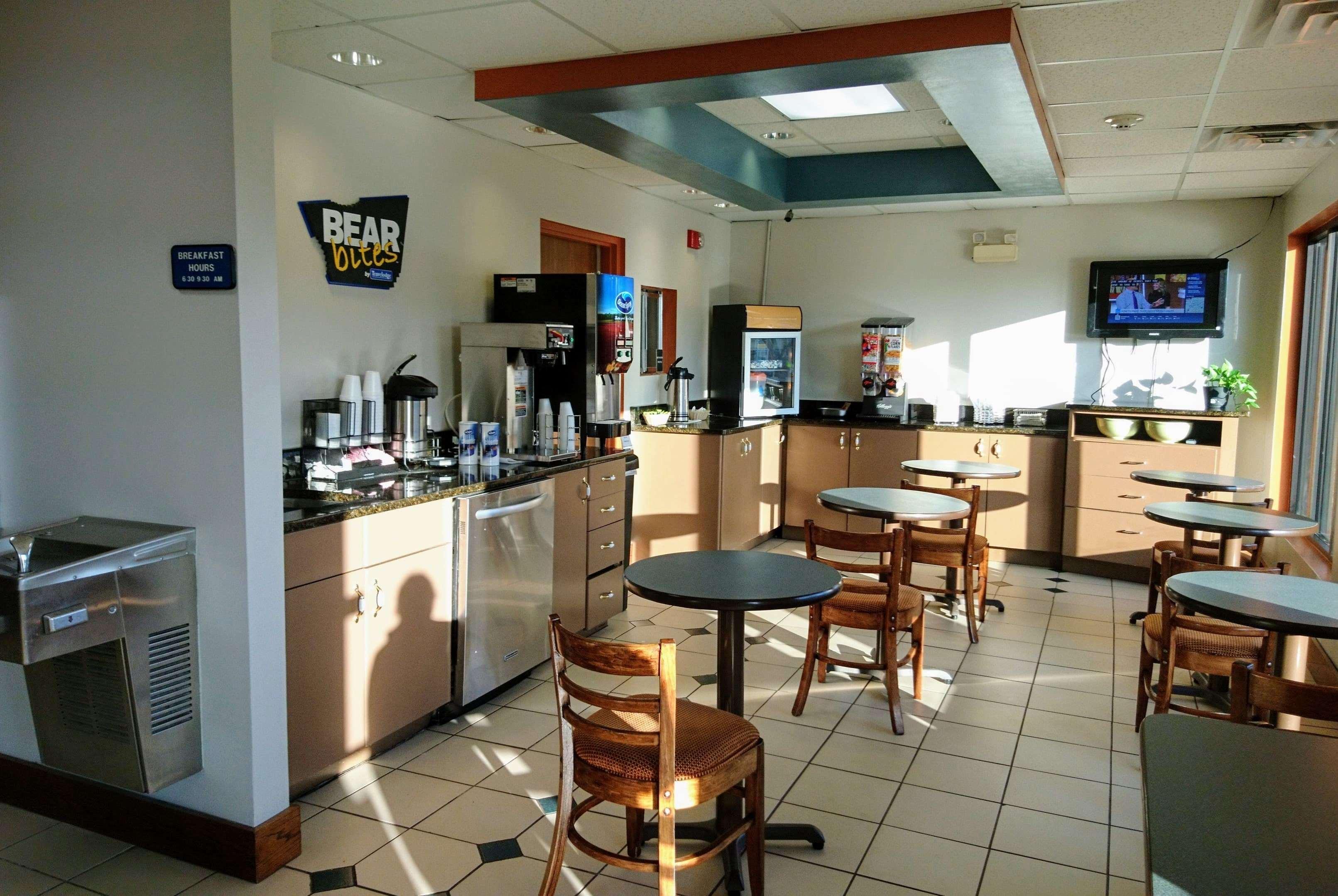 Hotel Travelodge By Wyndham East