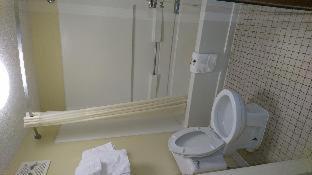 Travelodge By Wyndham East 2*