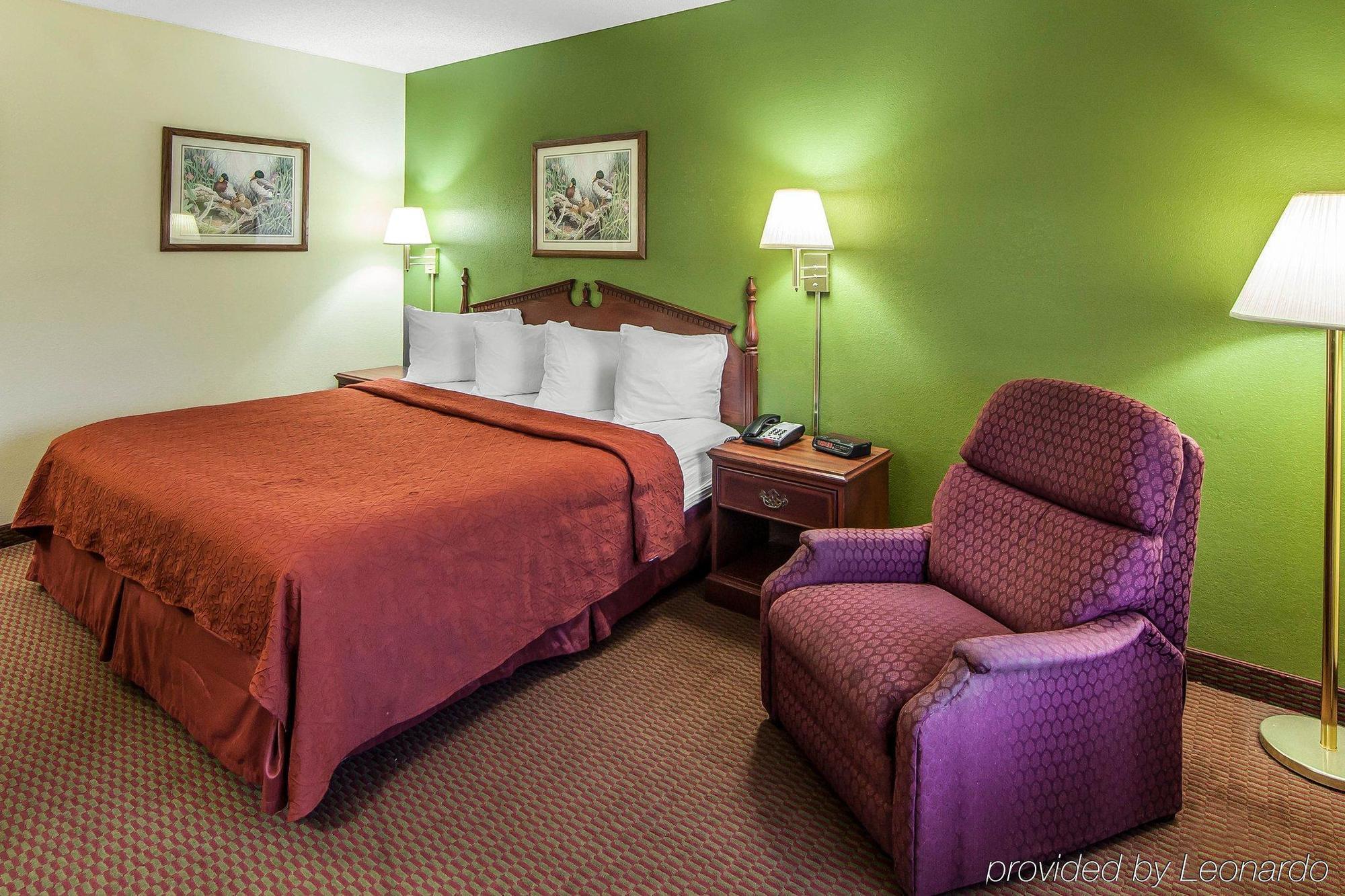 Hotel Travelodge By Wyndham East 2*
