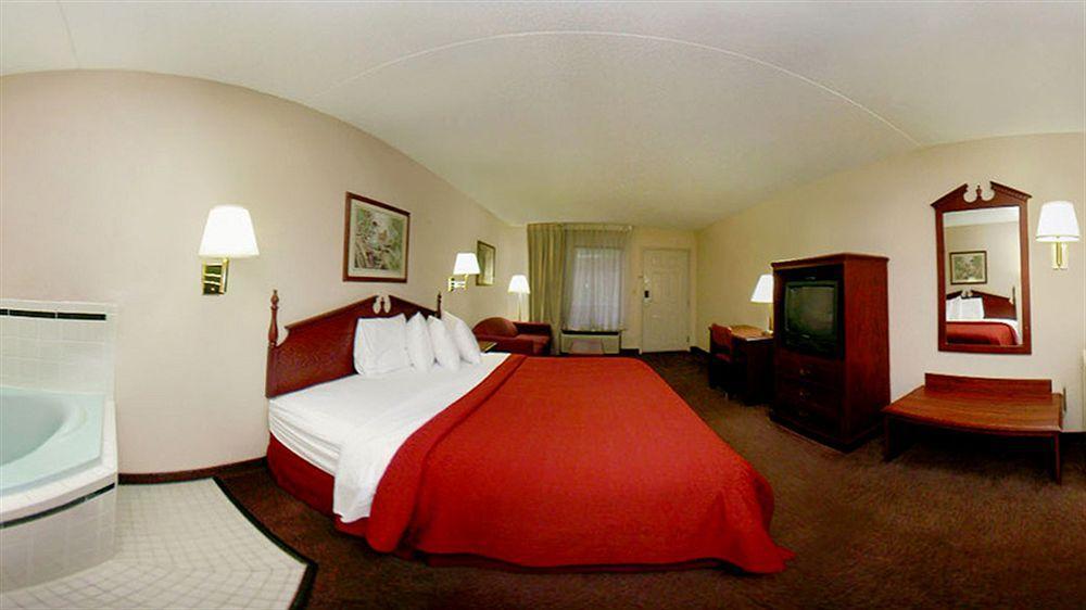 Hotel Travelodge By Wyndham East 2*